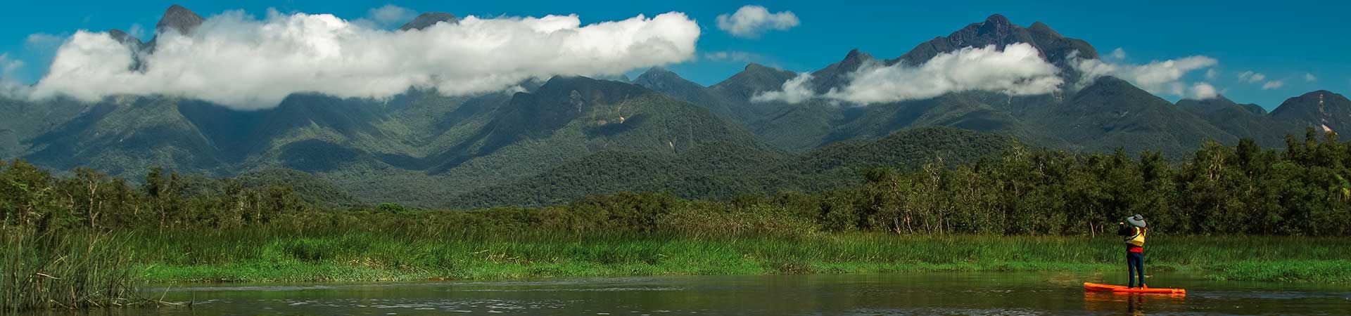 Rio do Nunes / Pico Parana ao Fundo 1