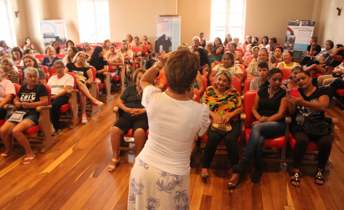 Prefeitura De Antonina Realizou No último Final De Semana Uma Tarde Especial Para Mu...
