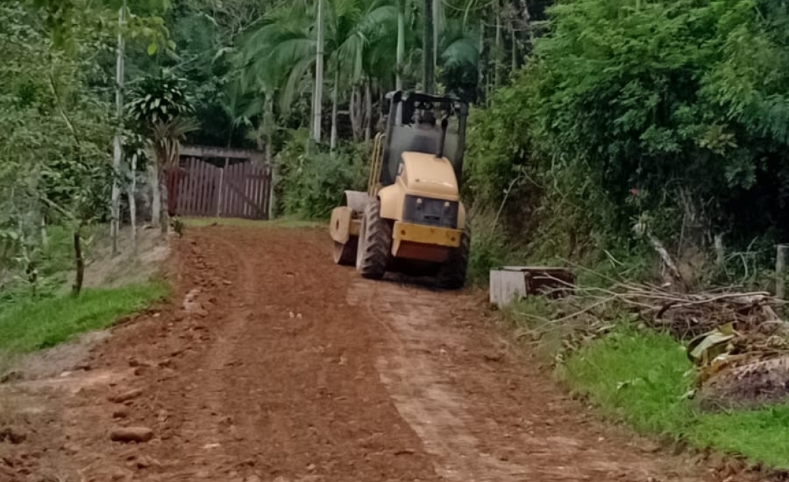 intensificação e serviços de manutenção em bairros de Antonina