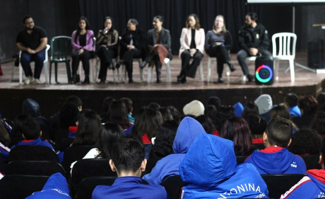 Projeto Justiça nas Escolas aproxima estudantes de Antonina do conhecimento sobre cidadania e Justiça