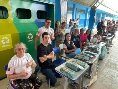 Prefeitura de Antonina ofereceu diversos serviços no Colégio Estadual Maria Arminda