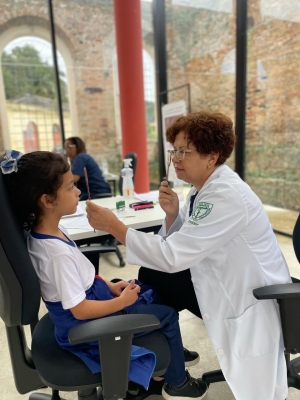 Programa Bons Olhos chega a Antonina e leva mais saúde visual para nossos estudantes