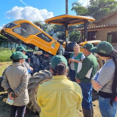 prefeitura de Antonina em parceria com o Senar realiza curso na zona rural de 