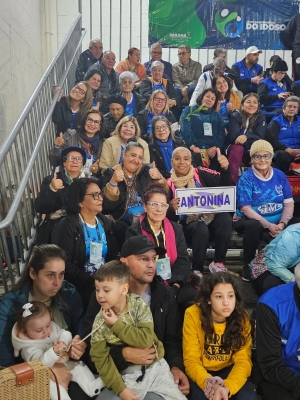 Antonina participa da abertura  dos jogos da Integração dos Idosos na cidade de Guaratuba