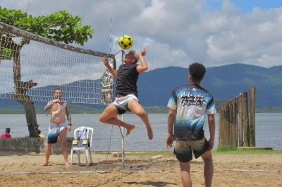 Prainha da Ponta da Pita recebe torneio de Futevôlei  