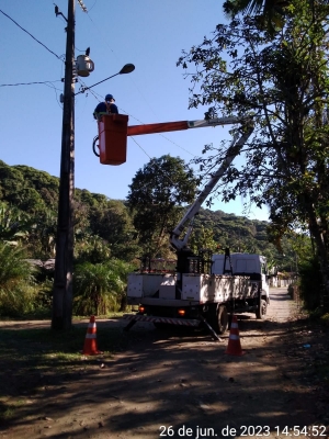 Prefeitura de Antonina segue realizando manutenção na Iluminação Pública do município