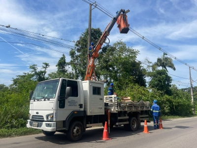 Iluminação Pública: Prefeitura de Antonina realiza a troca e a manutenção nas 