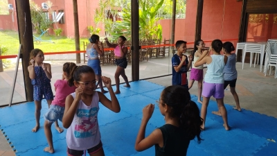 Projeto de Muay Thai para Crianças é Realizado em Antonina