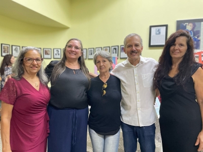 Theatro Municipal de Antonina recebe o lançamento do livro “A Arte que Vem do Mar”