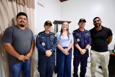 O encontro entre a Prefeita Rozane Osaki e o Comandante da Marinha Mauricio Tinoco reforçam melhorias na segurança náuti