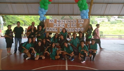 Após a vitória no futsal feminino a Escola Estadual Hiram Rolim Lamas realiza campanha contra o preconceito