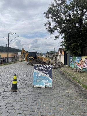 Prefeitura de Antonina segue realizando obras urbanísticas pela cidade  