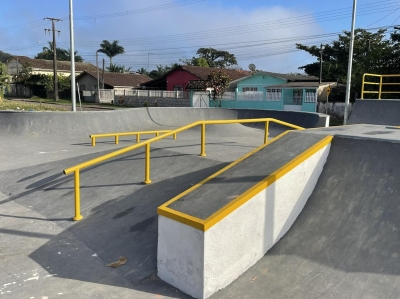 Prefeitura de Antonina inaugura mais uma pista de skate no município