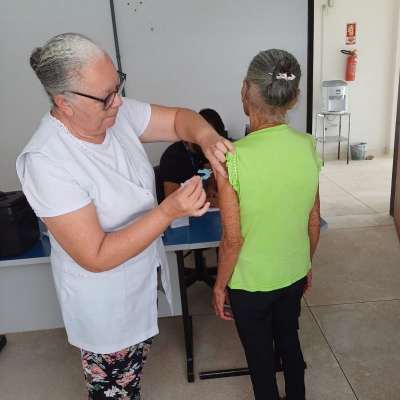 Prefeitura de Antonina segue realizando a campanha de vacinação contra a gripe