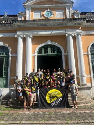 Turistas de diversas cidades do Brasil exploraram o Vale do Gigante em Antonina