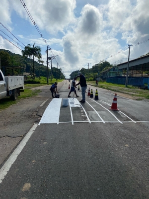 Prefeitura de Antonina Intensifica Obras de Manutenção nas Vias da Cidade