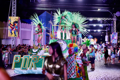 Unidos do Portinho brilha no carnaval de Antonina com homenagem à cultura e história da cidade
