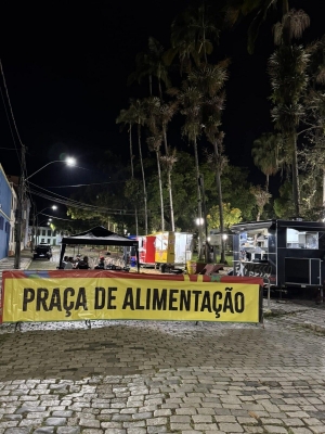 Rua Oscar Renaud se torna a nova Praça da Alimentação de Antonina