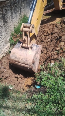 Manutenção de manilha é realizada na Avenida Tiago Peixoto