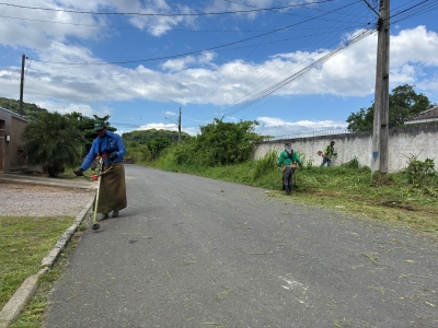 Prefeitura de Antonina realiza ação de limpeza no bairro do Batel