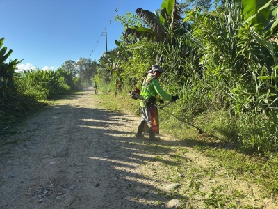 Prefeitura de Antonina realiza roçada na área rural no bairro Cachoeira