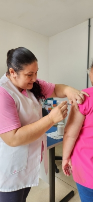 Vacinação contra a gripe mobiliza comunidade na UBS Cachoeira em Antonina