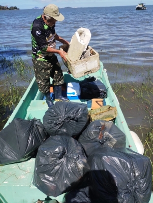 Mutirão de Limpeza recolhe toneladas de resíduos na Baía de Antonina