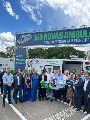 Antonina recebe nova ambulância UTI móvel do Governo do Paraná