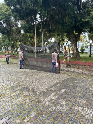 Prefeitura de Antonina intensifica ações de limpeza e manutenção em toda a cidade