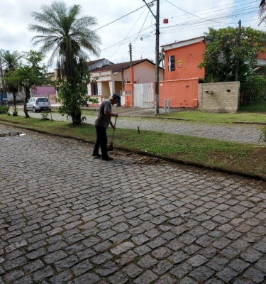 Prefeitura de Antonina mantém a cidade limpa todos os dias