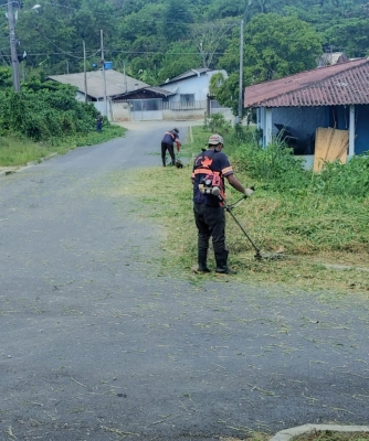 Prefeitura intensifica limpeza urbana no Guapê e Saivá