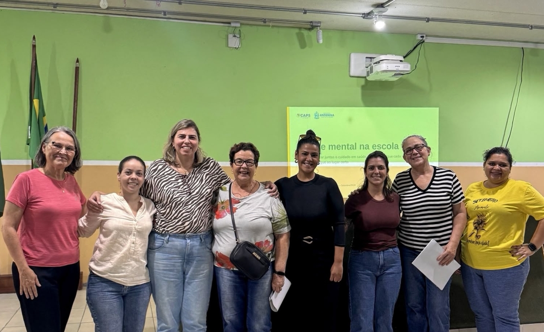 CAPS de Antonina encerra ações do Setembro Amarelo em um encontro com pedagogas da rede estadual