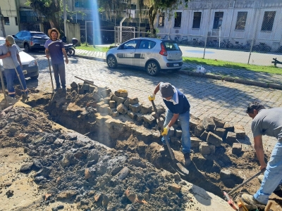 Prefeitura de Antonina intensifica melhorias em ruas e bairros da cidade