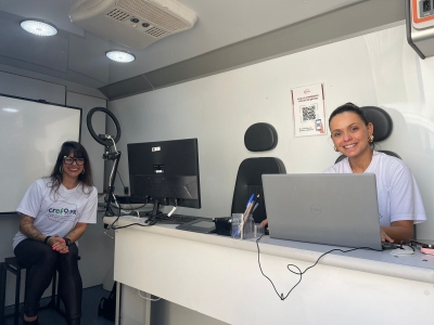 Unidade Móvel do CREF9 realiza atendimento aos profissionais de Educação Física em Antonina